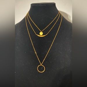 NWT. Stainless steel necklace